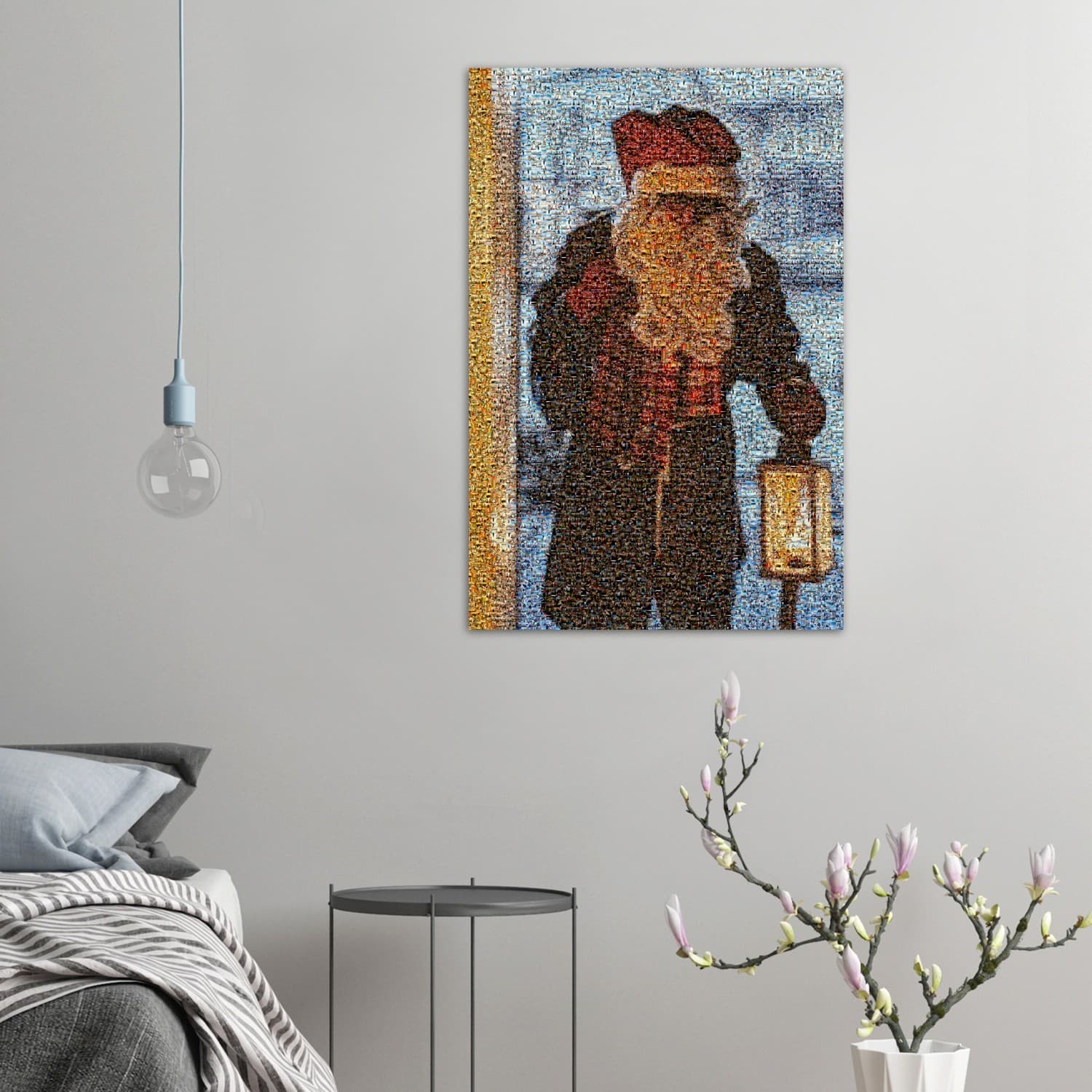 Weihnachtliches Fotomosaik-Poster an einer Schlafzimmerwand